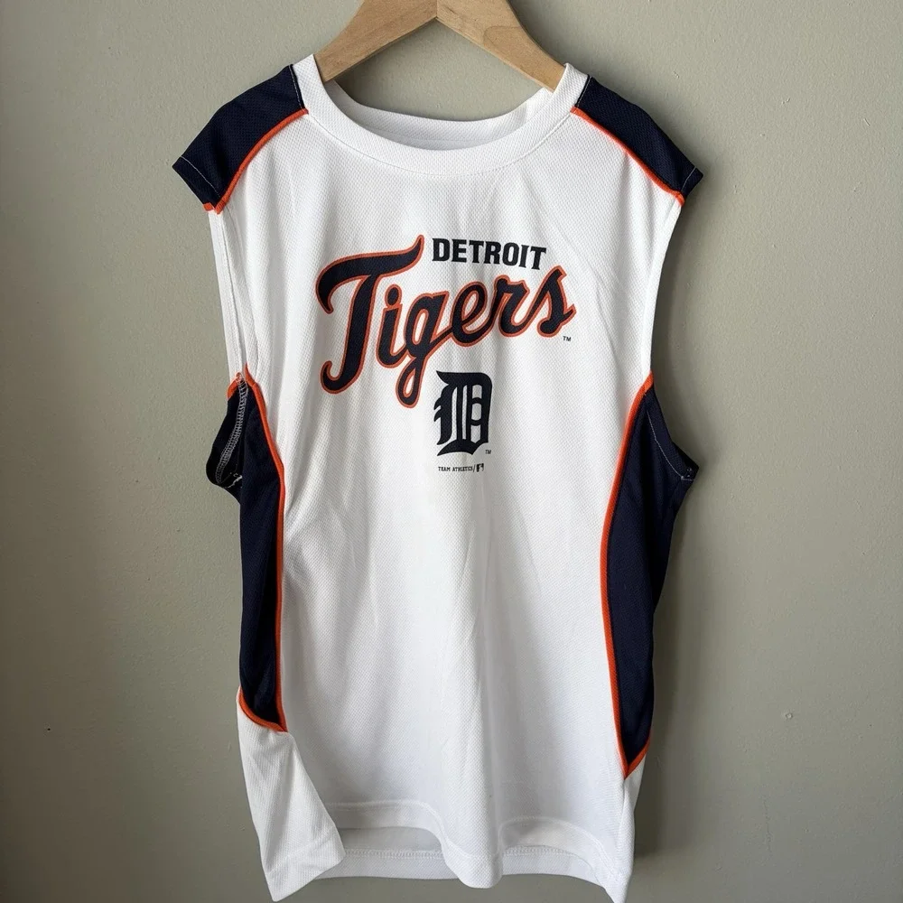 Detroit Tigers MLB Genuine Merchandise Team Athletics Boys Size L 10-12‎